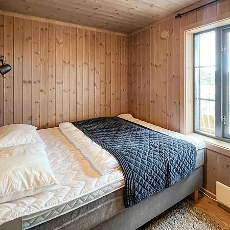 Hébergement de vacances Superbe Maison à Avec Sauna *